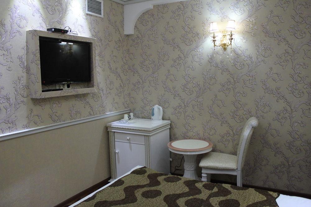 Elegant Boutique Rustaveli Hotel Tbilisi Bagian luar foto