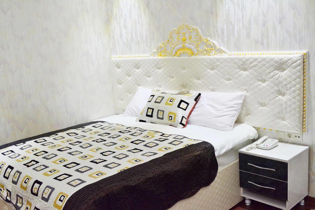 Elegant Boutique Rustaveli Hotel Tbilisi Bagian luar foto