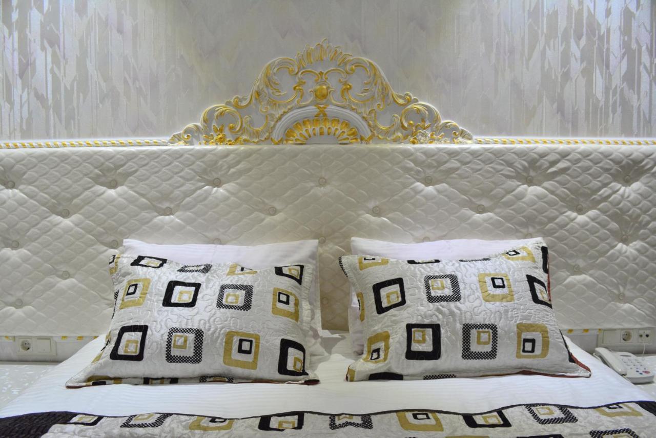 Elegant Boutique Rustaveli Hotel Tbilisi Bagian luar foto